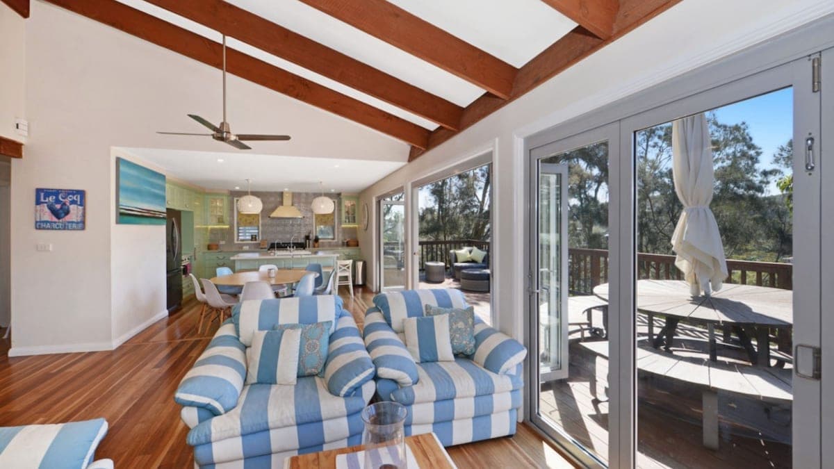 Furnished 5 Bedroom House in Copacabana