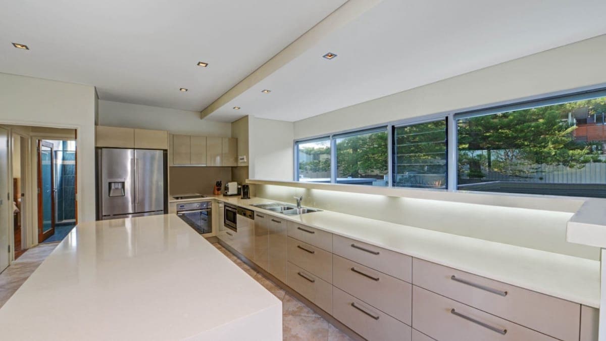 Furnished 4 Bedroom House in Copacabana