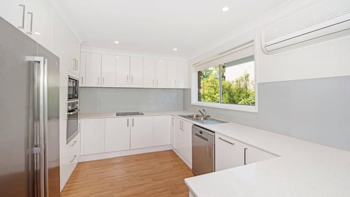 Furnished 4 Bedroom House in Copacabana