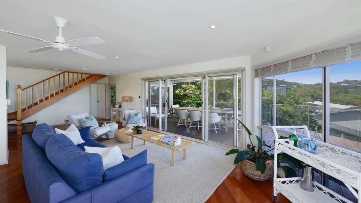 Furnished 4 Bedroom House in North Avoca