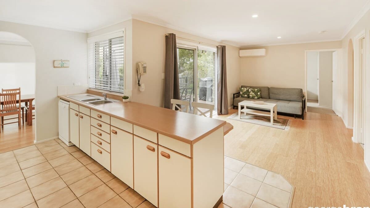 Furnished 4 Bedroom House in Copacabana