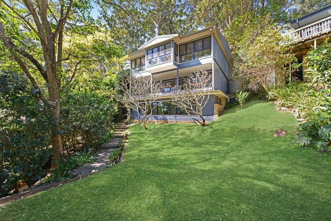 Furnished 3 Bedroom House in Avoca Beach