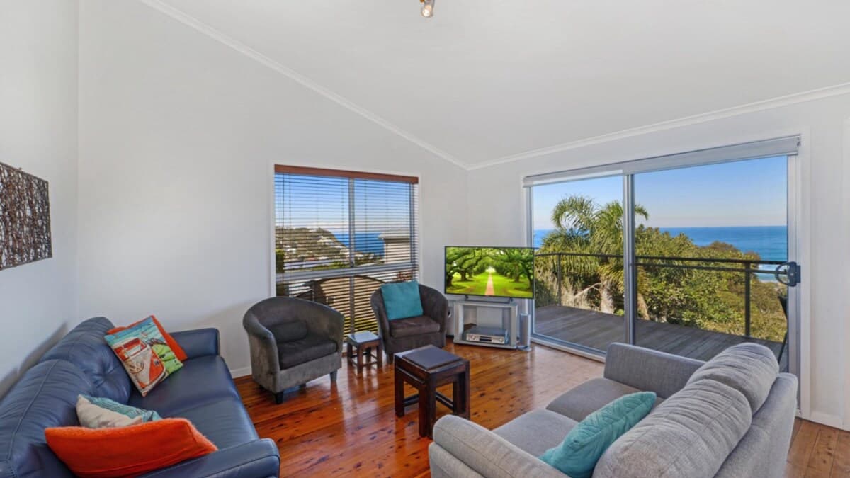 Furnished 4 Bedroom House in Copacabana