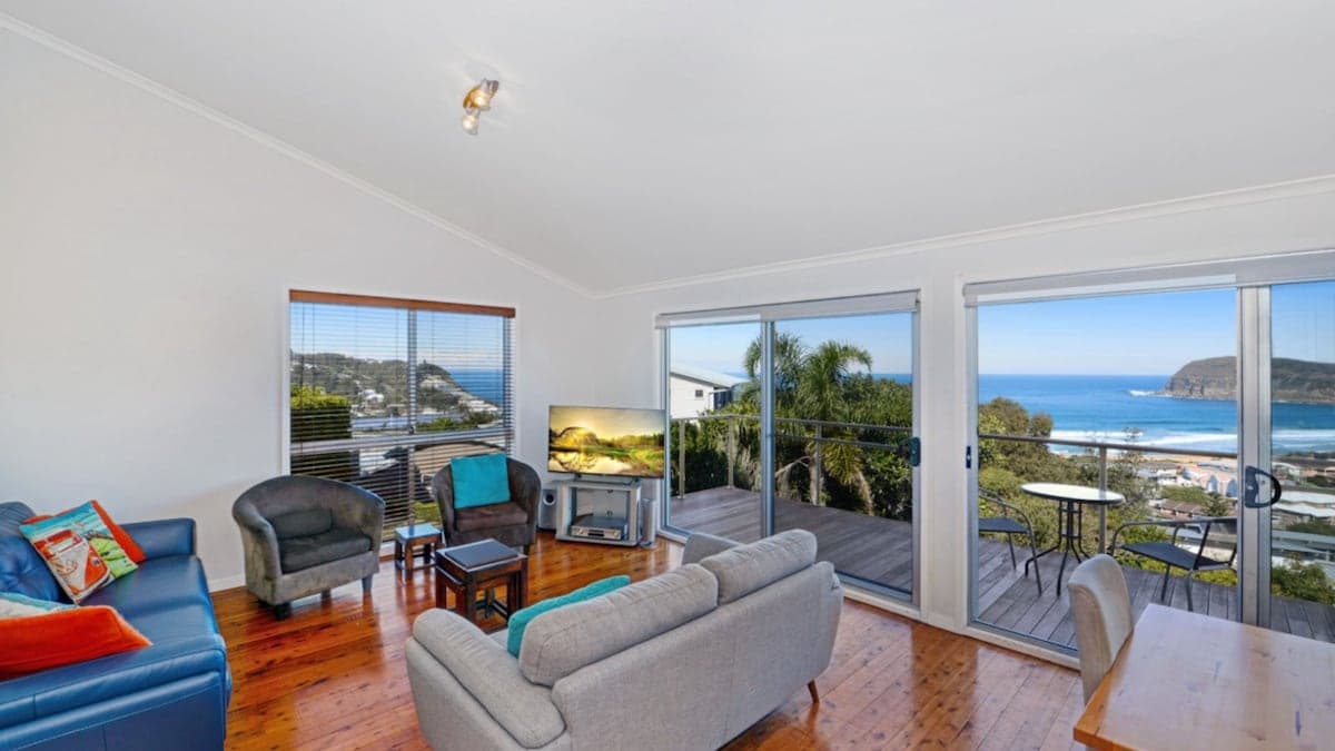 Furnished 4 Bedroom House in Copacabana