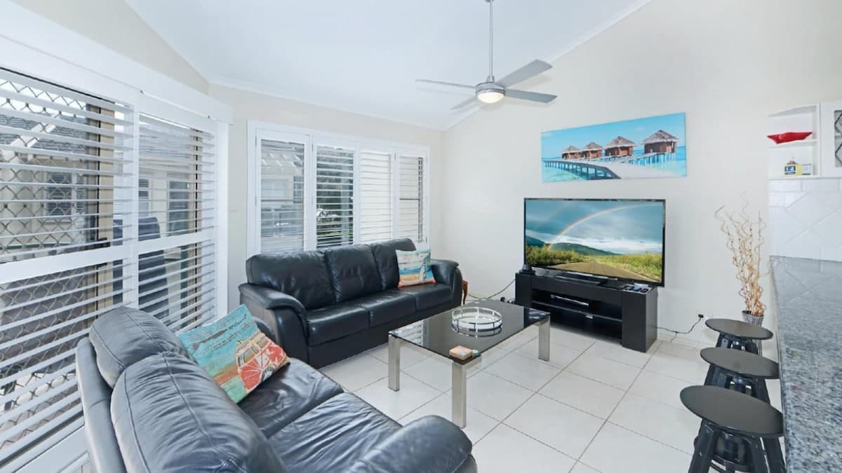 Furnished 3 Bedroom House in Terrigal