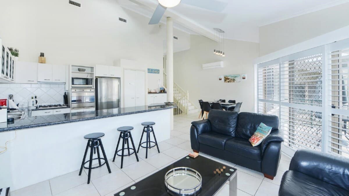Furnished 3 Bedroom House in Terrigal