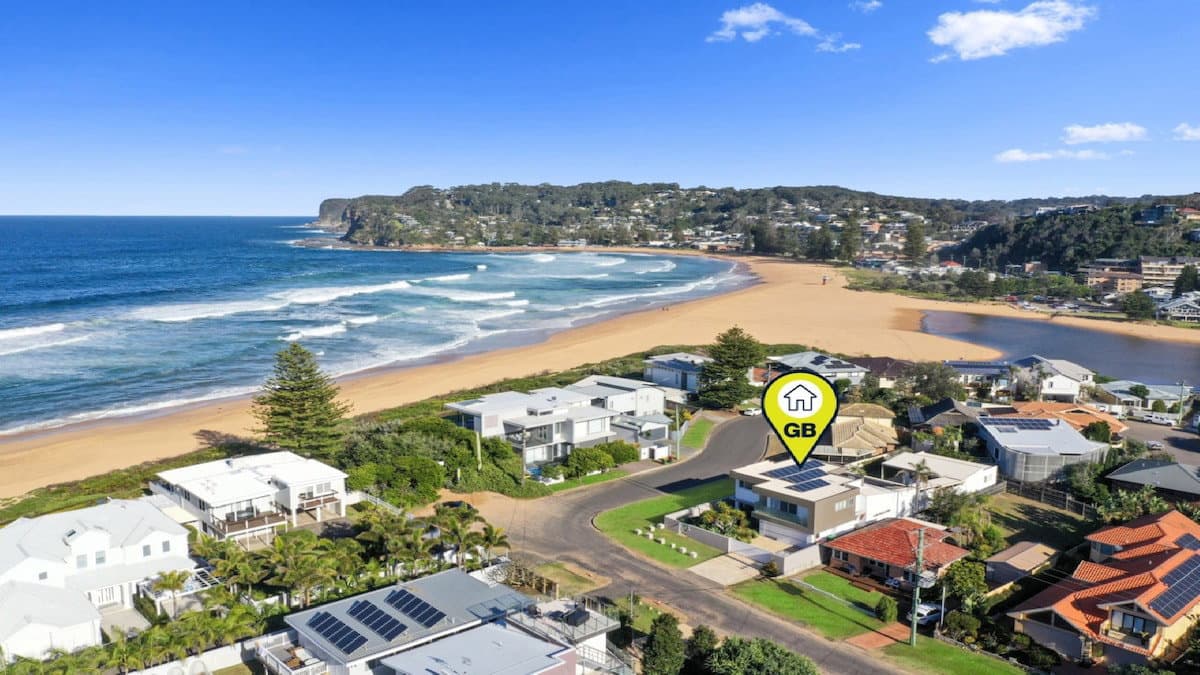 Furnished 6 Bedroom House in North Avoca