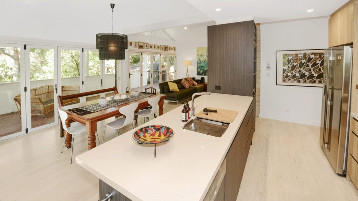 Furnished 3 Bedroom House in MacMasters Beach