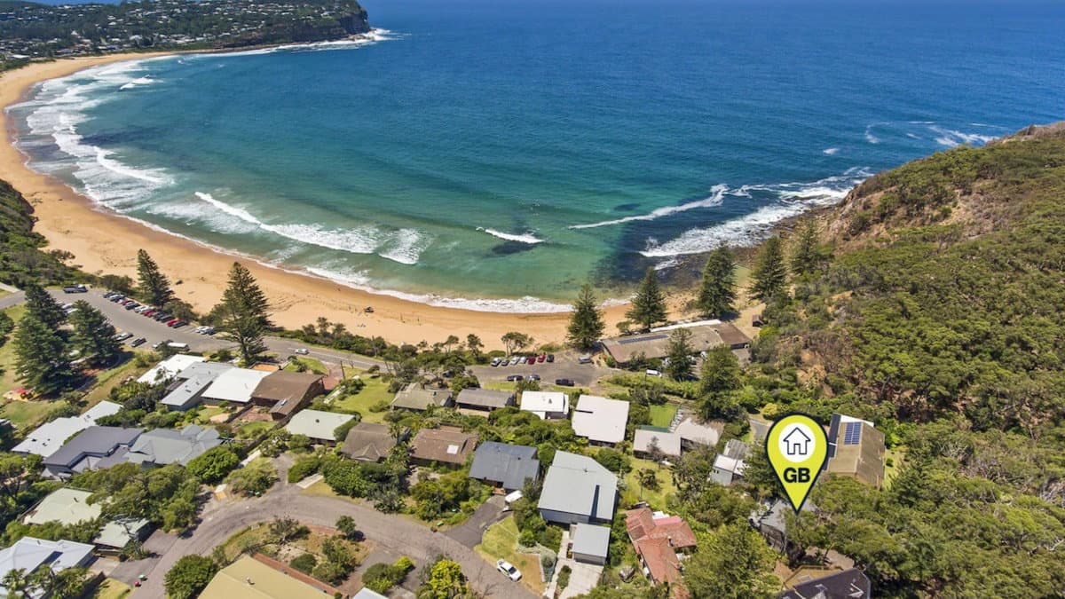 Furnished 4 Bedroom House in MacMasters Beach