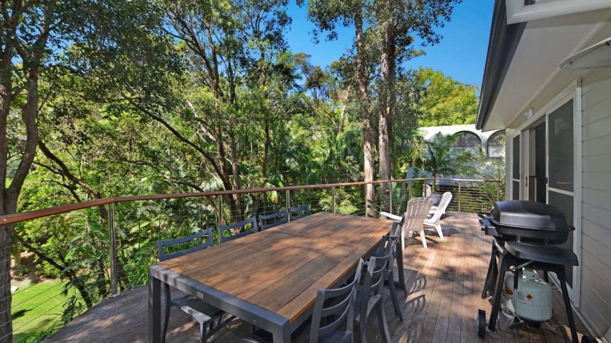 Furnished 5 Bedroom House in MacMasters Beach