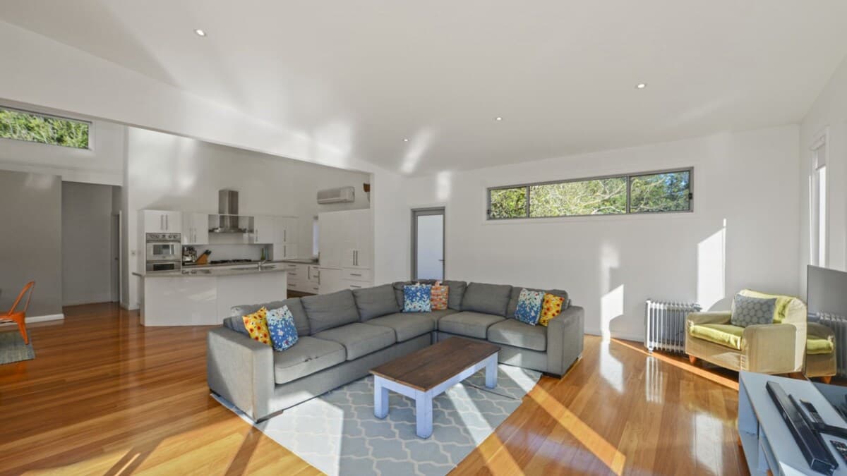Furnished 4 Bedroom House in North Avoca