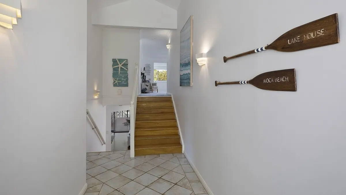 Furnished 4 Bedroom House in Avoca Beach
