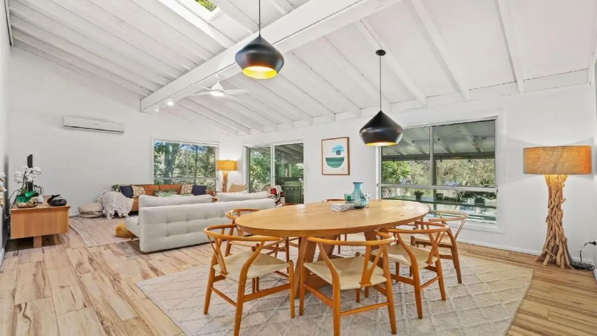 Furnished 4 Bedroom House in Avoca Beach