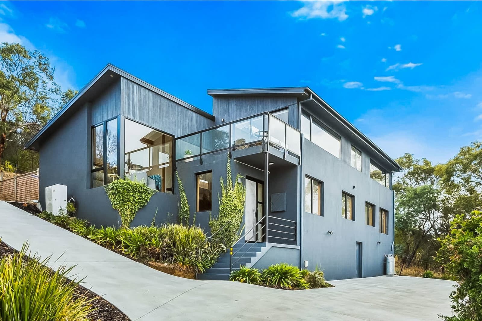 Furnished 4 Bedroom House in Rosny
