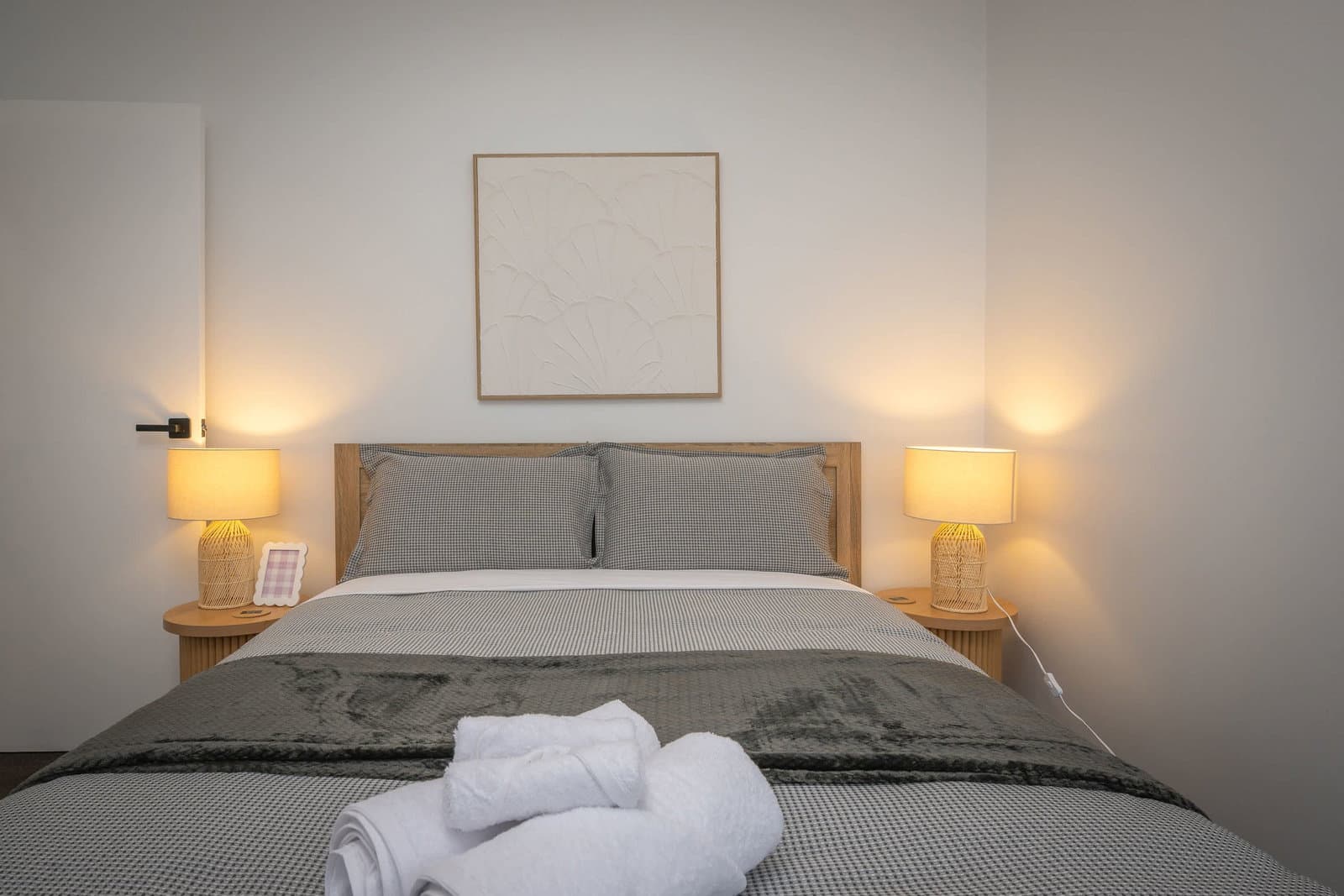 Furnished 3 Bedroom House in Newstead