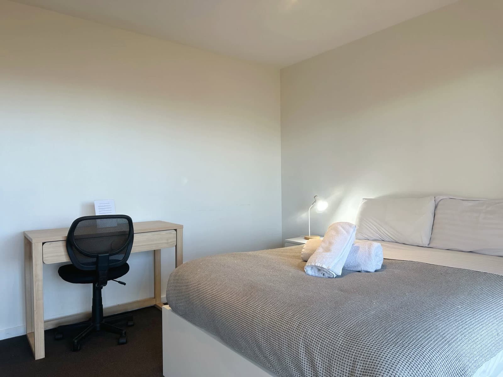 Furnished 2 Bedroom Apartment in Lindisfarne