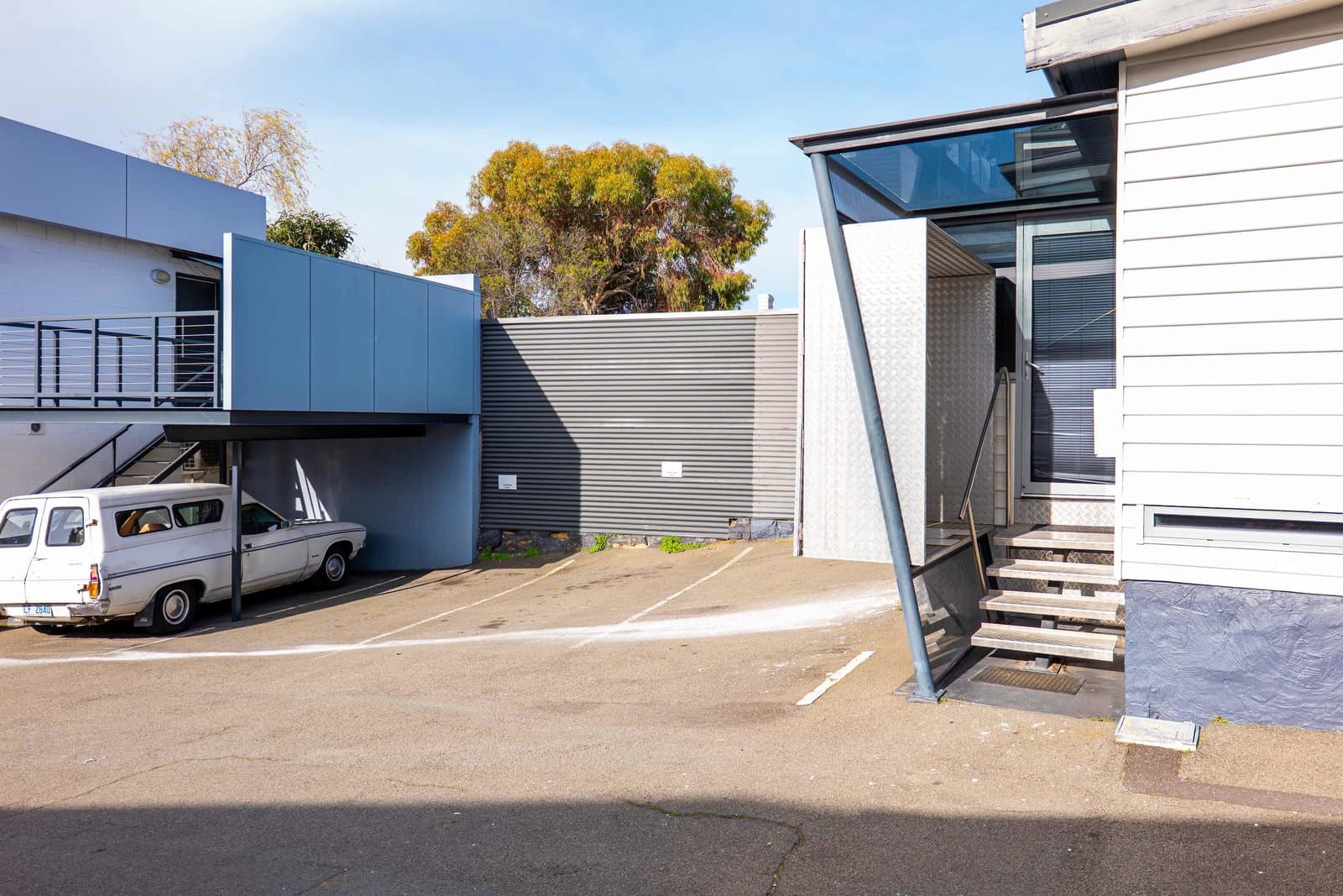 Furnished 2 Bedroom House in North Hobart