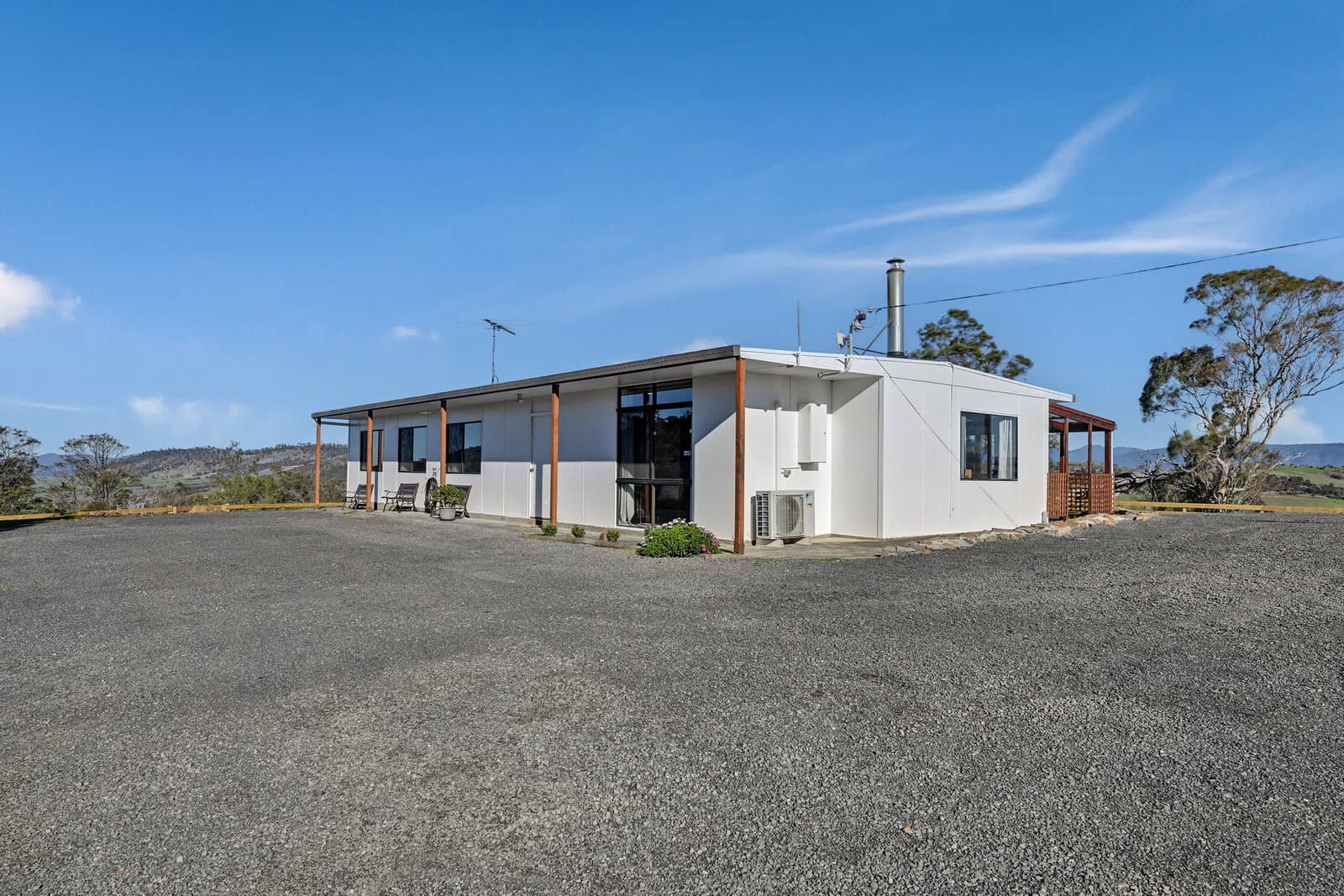 Furnished 3 Bedroom House in Tea Tree