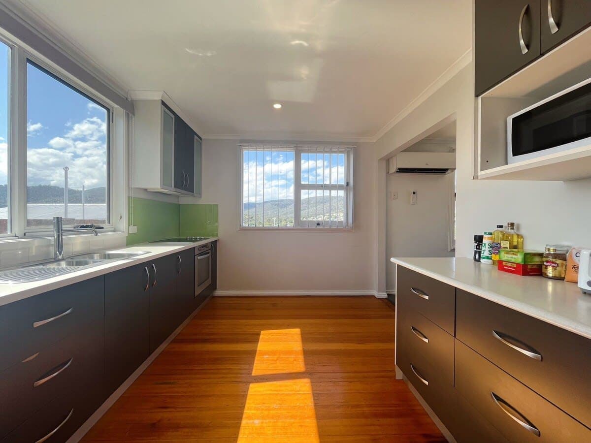 Furnished 3 Bedroom House in Risdon Vale