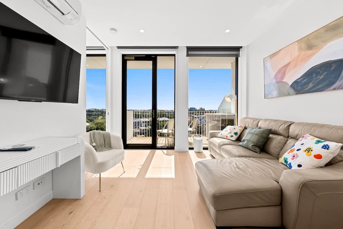 Furnished 2 Bedroom Apartment in Spring Hill