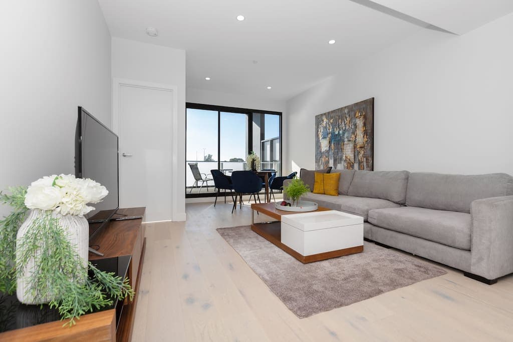 Furnished 2 Bedroom Apartment in Doncaster East