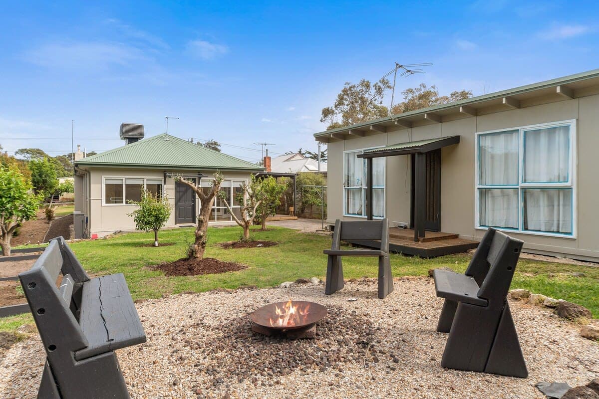 Furnished 4 Bedroom House in Blairgowrie