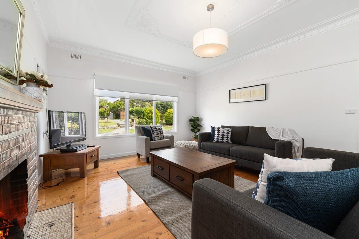 Furnished 4 Bedroom House in Blairgowrie