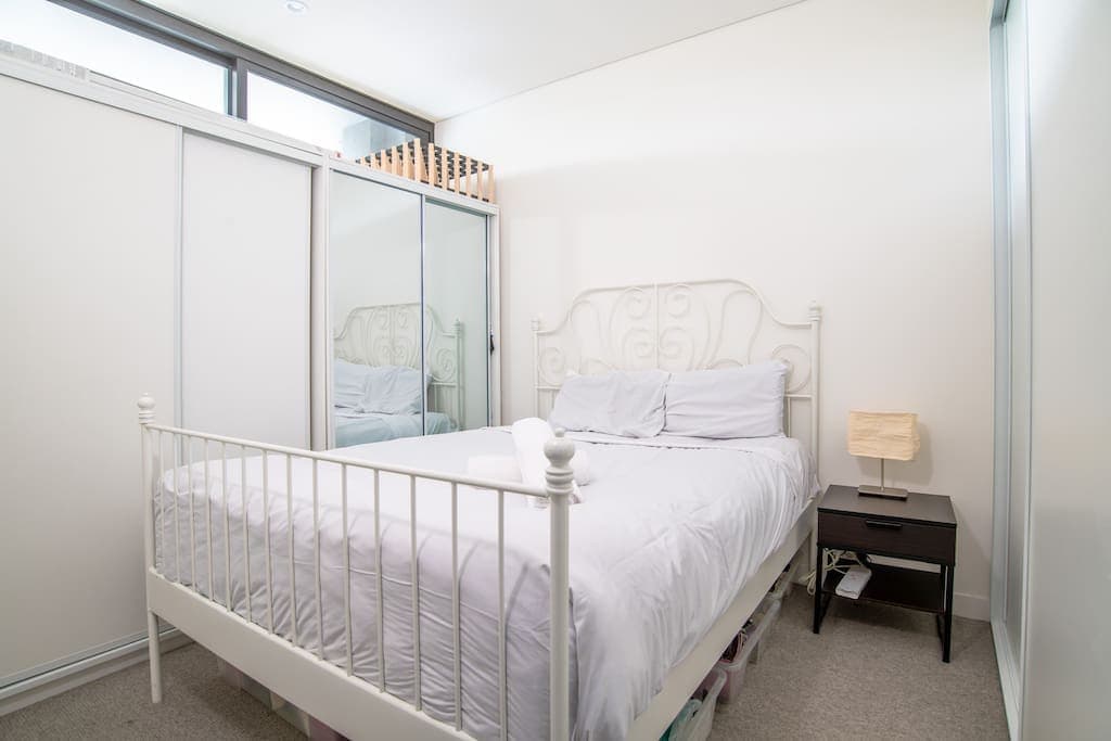 Furnished 1 Bedroom Apartment in North Ryde