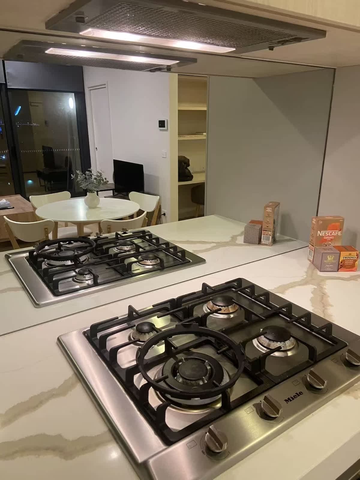 Furnished 1 Bedroom Apartment in West Melbourne