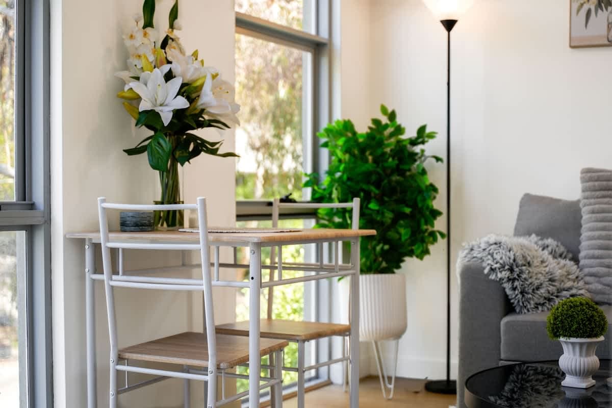Furnished 1 Bedroom Apartment in Notting Hill