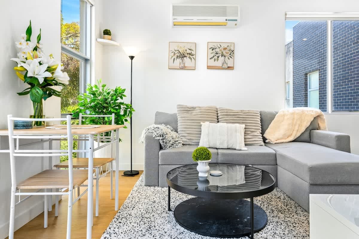 Furnished 1 Bedroom Apartment in Notting Hill