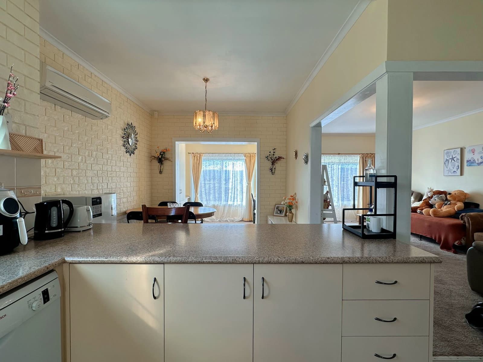 Furnished 3 Bedroom House in Moonah