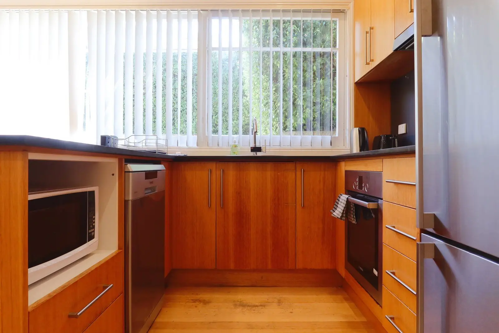 Furnished 3 Bedroom House in Hobart