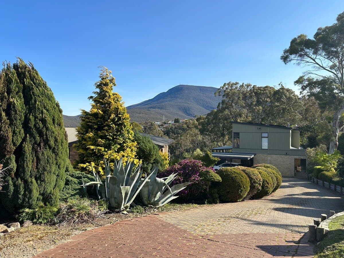 Furnished 4 Bedroom House in West Moonah