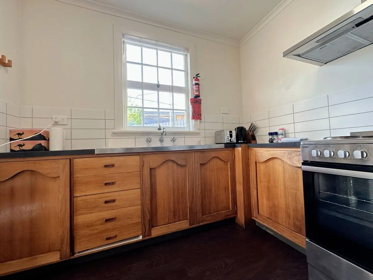Furnished 3 Bedroom House in Hobart