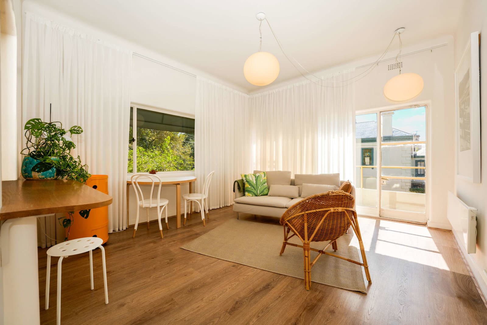 Furnished 1 Bedroom Apartment in Fitzroy
