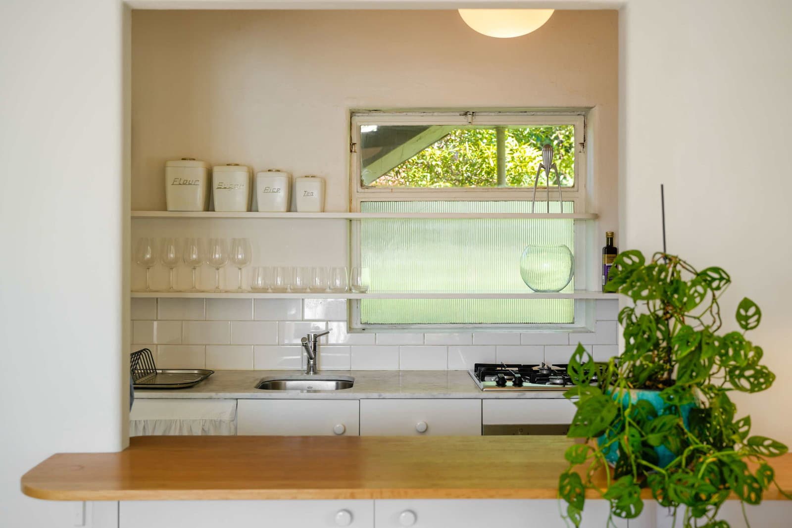 Furnished 1 Bedroom Apartment in Fitzroy