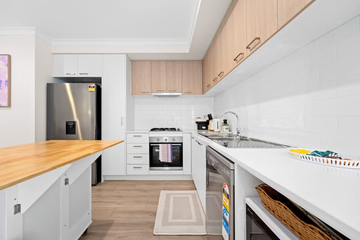 Furnished 2 Bedroom House in Wyndham Vale
