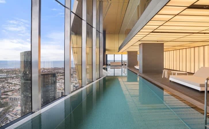 Furnished 2 Bedroom Rental in Southbank