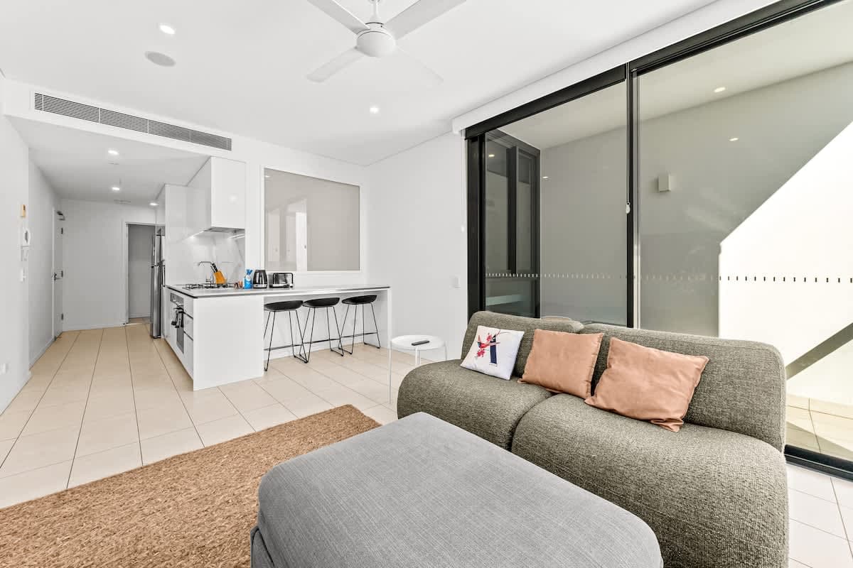 Furnished 1 Bedroom Apartment in South Brisbane