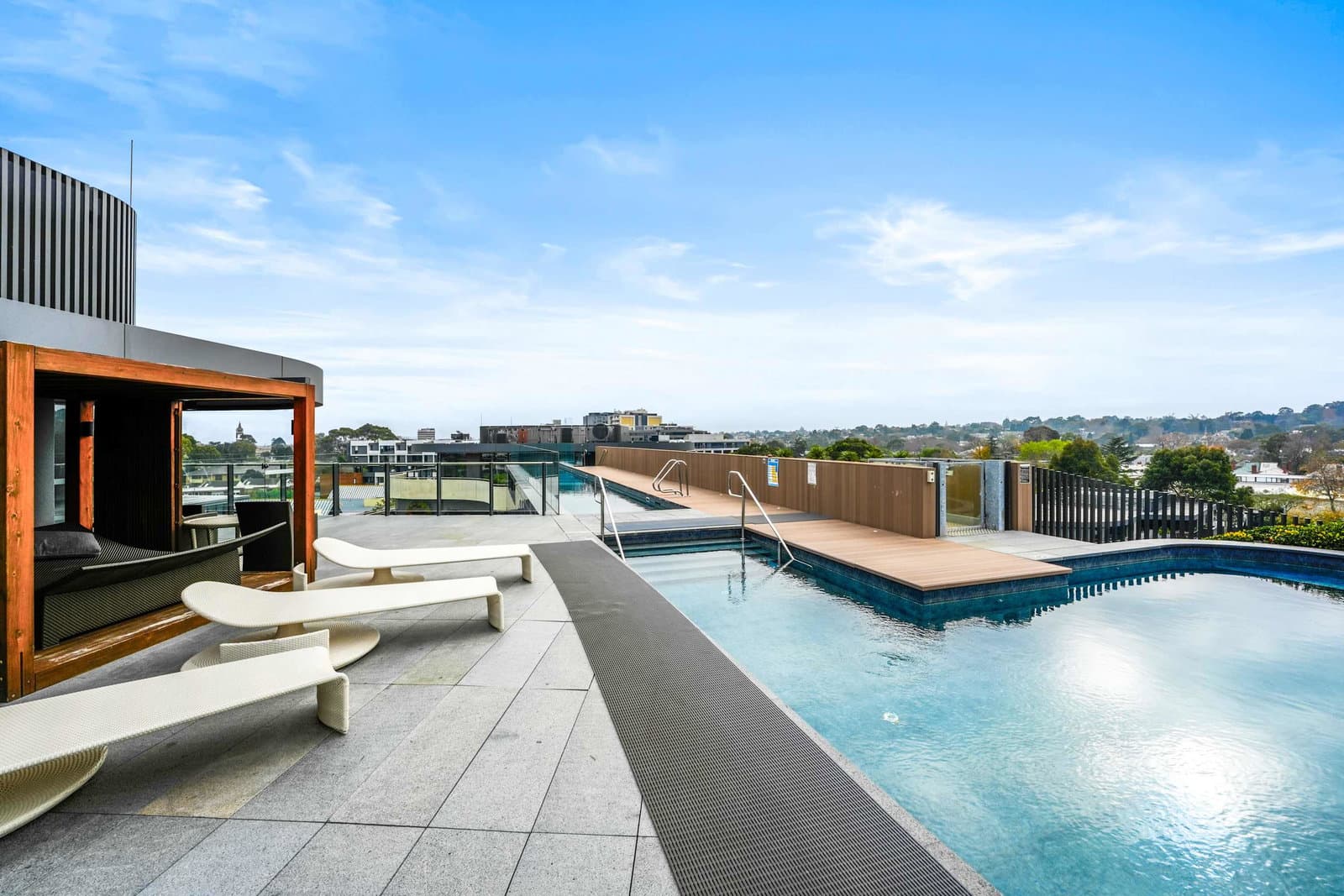 Furnished 1 Bedroom Apartment in Hawthorn East