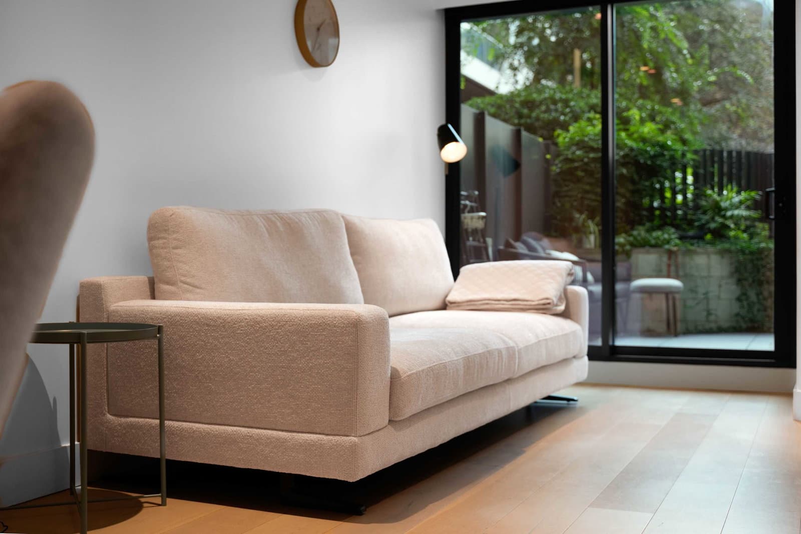 Furnished 1 Bedroom Apartment in Hawthorn East