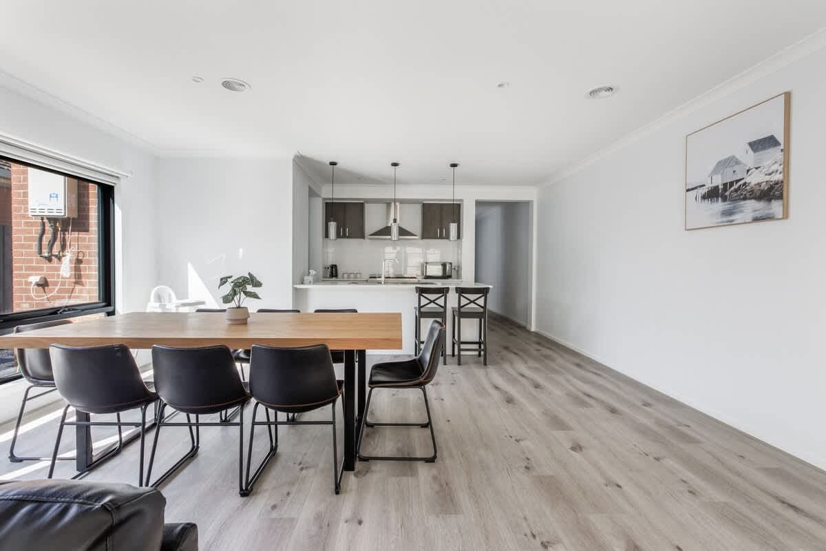 Furnished 4 Bedroom House in Reservoir