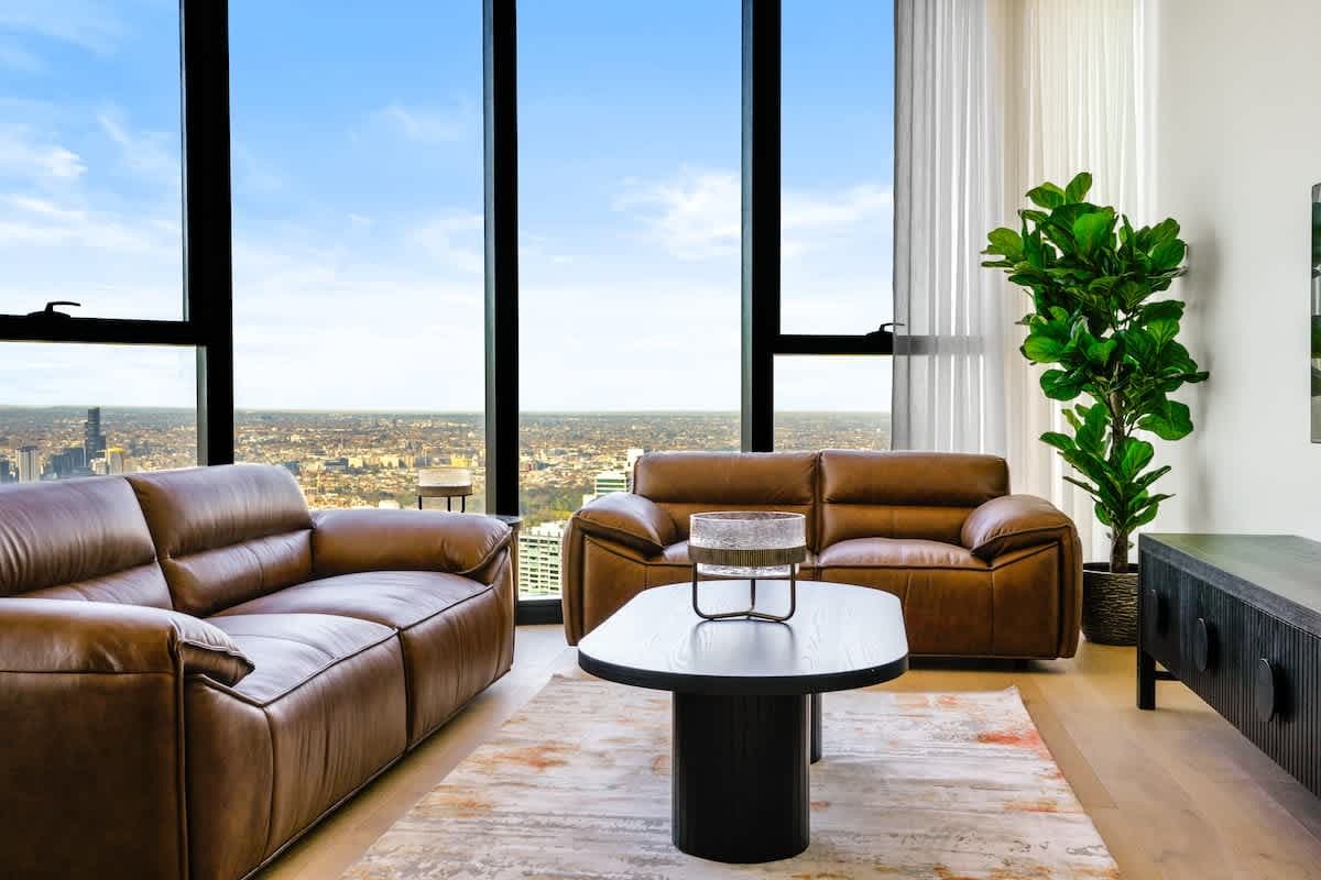 Furnished 3 Bedroom Apartment in Southbank