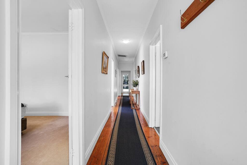 Furnished 3 Bedroom House in Williamstown North
