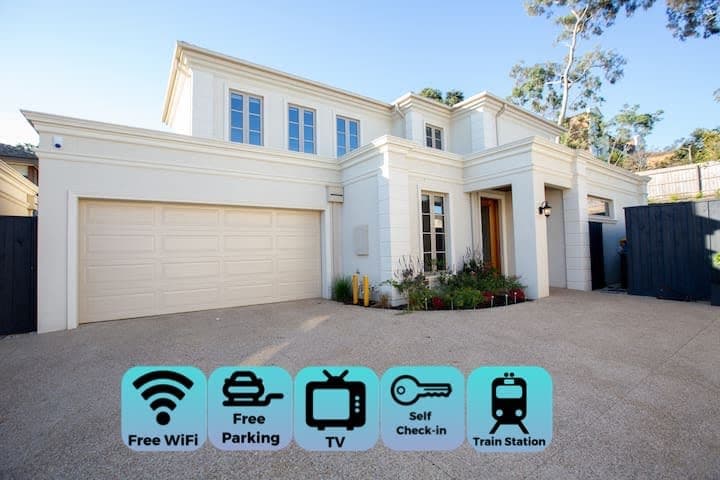 Furnished 4 Bedroom Rental in Glen Waverley