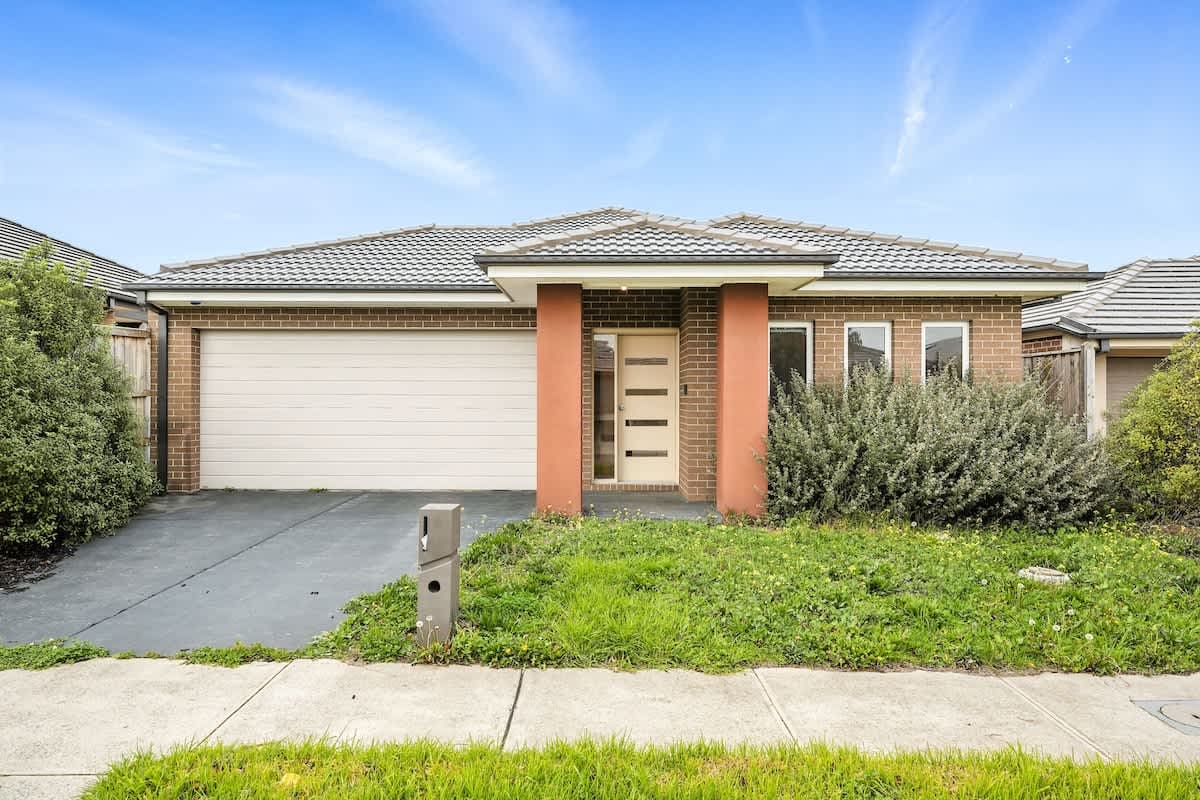 Furnished 4 Bedroom House in Clyde