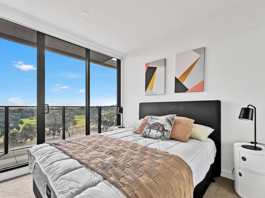 Furnished 2 Bedroom Apartment in Bundoora