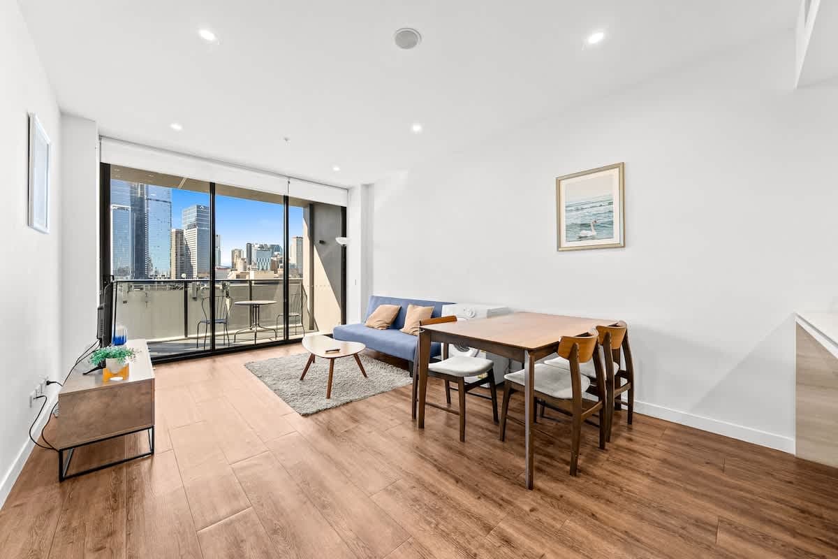 Furnished 1 Bedroom Apartment in South Brisbane