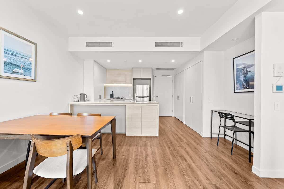 Furnished 1 Bedroom Apartment in South Brisbane